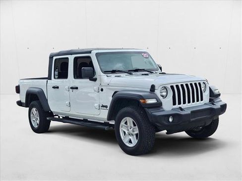 Used 2020 Jeep Gladiator Sport w/ Quick Order Package 24S image 3
