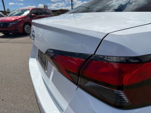 Used 2020 Nissan Versa S image 6