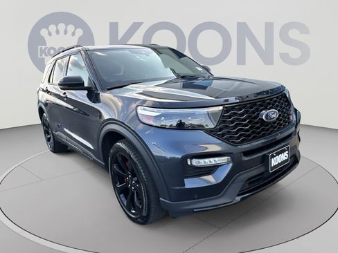 Used 2023 Ford Explorer ST w/ Equipment Group 401A AWD/4WD image 2