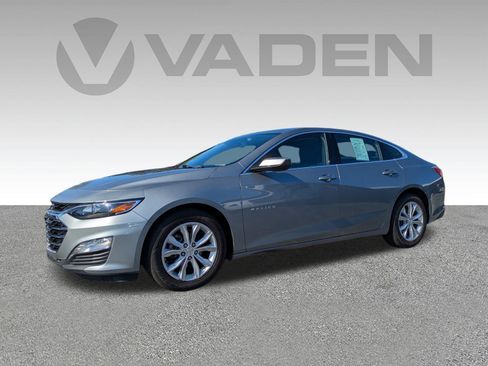 Used 2024 Chevrolet Malibu LT image 2