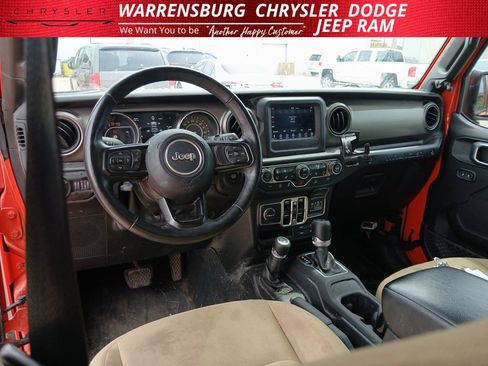 Used 2018 Jeep Wrangler Unlimited Sport S AWD/4WD image 15