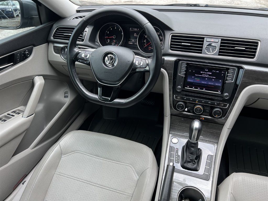 Used 2017 Volkswagen Passat 1.8T SE w/ SE Lighting Package FWD image 21