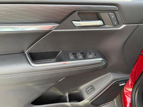 Used 2024 GMC Acadia Elevation w/ Luxury Package image 23