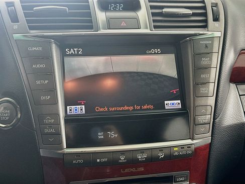 Used 2011 Lexus LS 460 L w/ Luxury Pkg AWD/4WD image 22