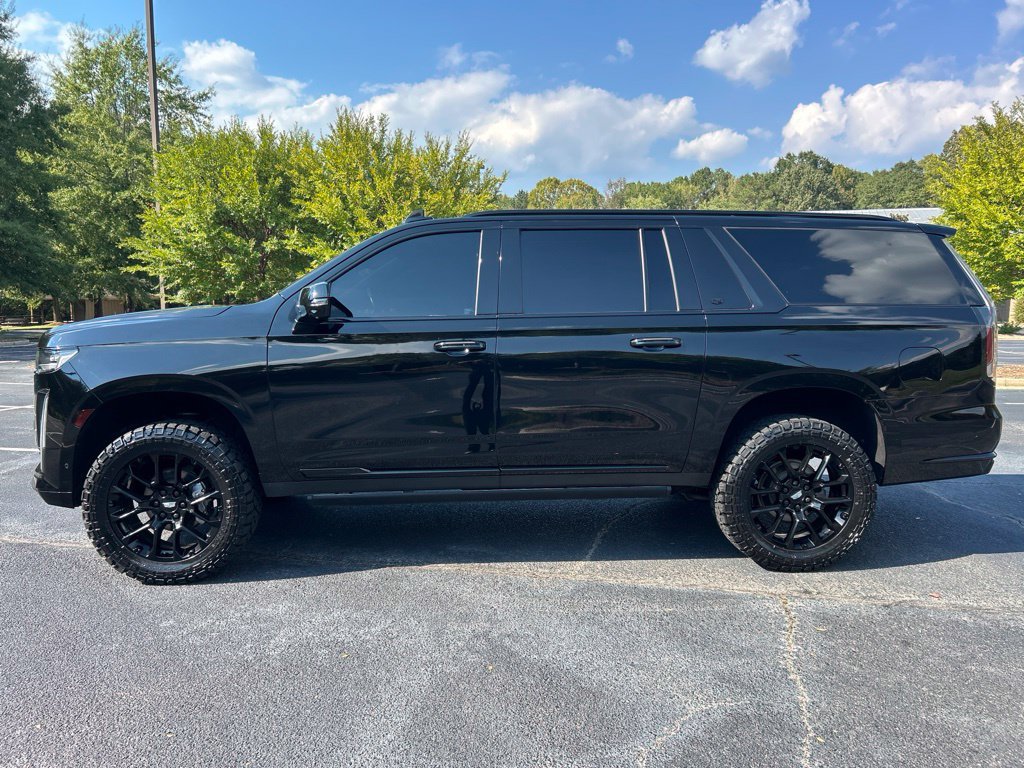 Used 2021 Cadillac Escalade ESV Premium Luxury w/ LPO, Radiant Package AWD/4WD image 14