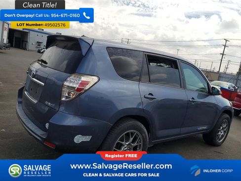 Used 2013 Toyota RAV4 EV image 4
