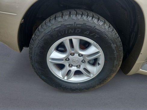 Used 2005 Lexus GX 470 AWD/4WD image 9