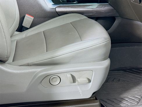 Used 2024 Chevrolet Silverado 3500 LTZ image 23