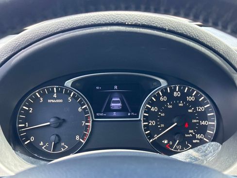 Used 2018 Nissan Altima 2.5 SR FWD image 25