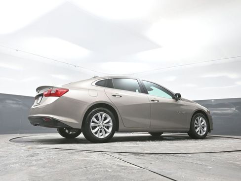 Used 2025 Chevrolet Malibu LT FWD image 46