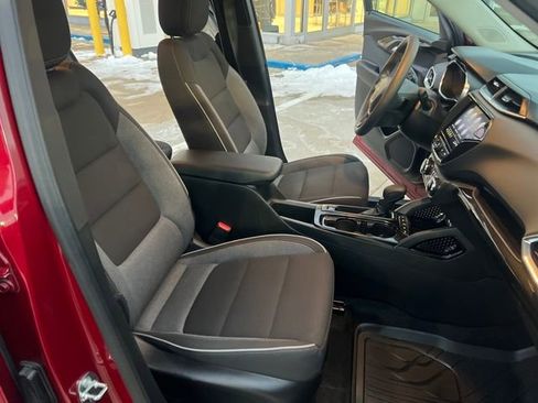 Certified 2021 Chevrolet TrailBlazer LT w/ Convenience Package image 16