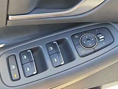 Used 2021 Hyundai Sonata SE FWD image 17