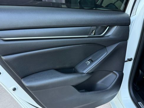 Used 2019 Honda Accord Sport image 22