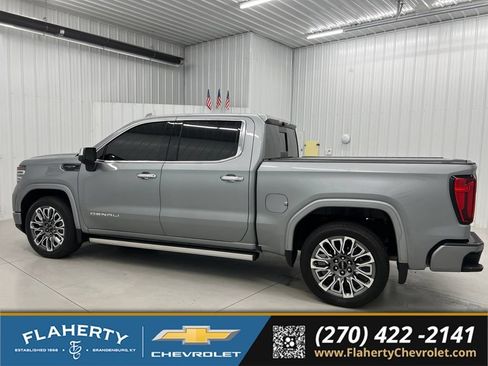 Used 2024 GMC Sierra 1500 Denali Ultimate AWD/4WD image 5