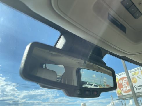 Used 2018 GMC Yukon Denali w/ Open Road Package image 33