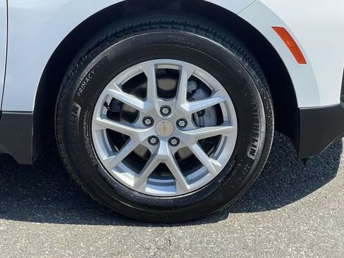 Used 2023 Chevrolet Equinox LS w/ Driver Confidence II Package image 7