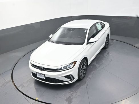 New 2026 Volkswagen Jetta S image 15