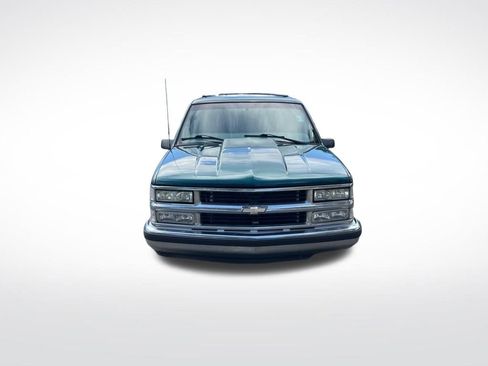Used 1997 Chevrolet Tahoe 2WD 2-Door w/ Preferred Equipment Group 3 image 3
