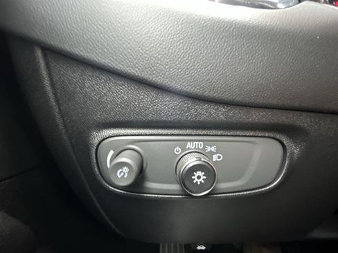 Used 2018 Chevrolet Equinox LT w/ LPO, Protection Package image 56