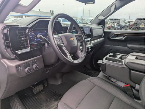 Certified 2025 Chevrolet Silverado 1500 LT w/ Safety Package RWD image 9