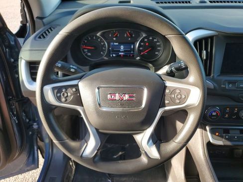 Used 2024 GMC Terrain SLE w/ Driver Convenience Package FWD image 20