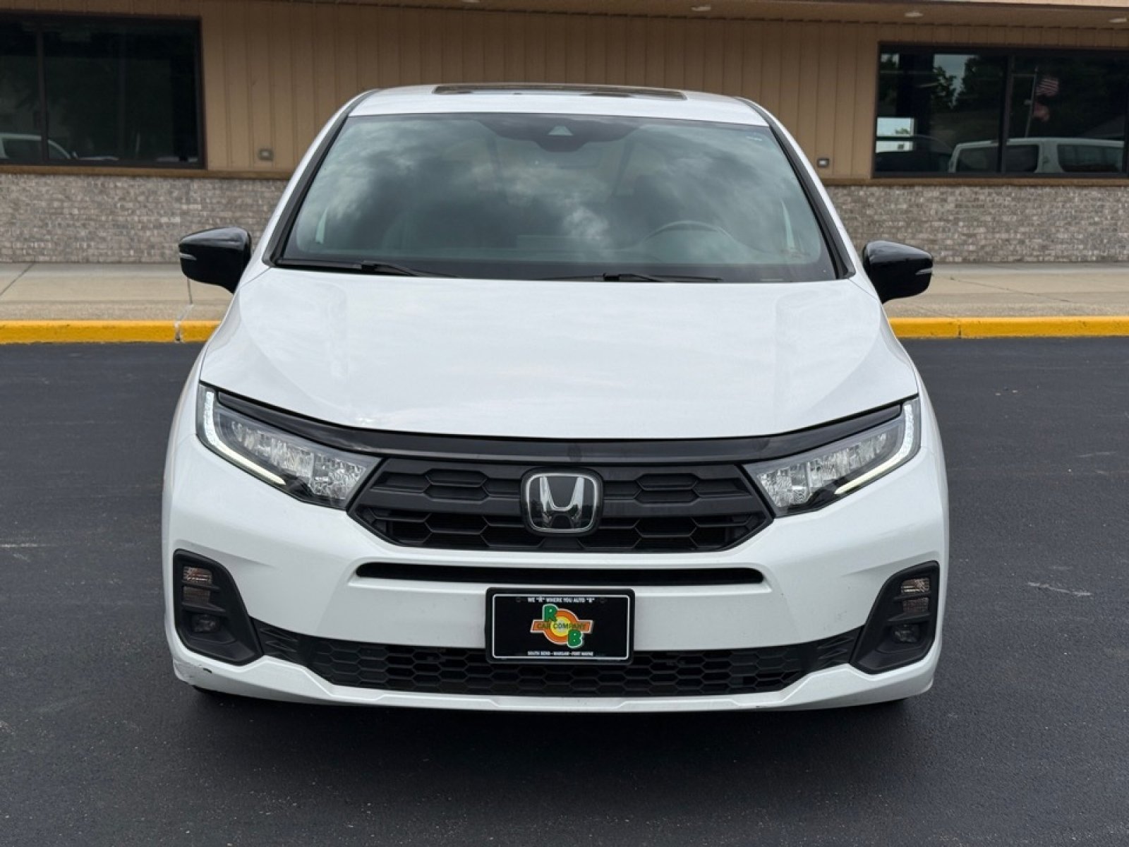 Used 2025 Honda Odyssey Sport-L image 3