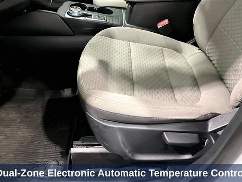 Used 2022 Ford Escape SE w/ SE Sport Appearance Package AWD/4WD image 25