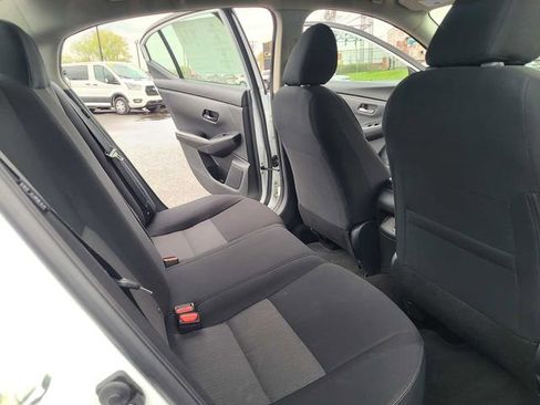 Used 2024 Nissan Sentra SV FWD image 19