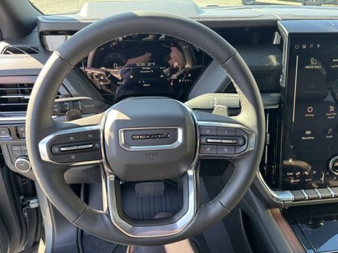 New 2026 GMC Yukon XL Denali image 17