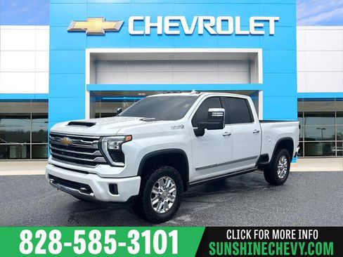 Certified 2025 Chevrolet Silverado 3500 High Country w/ Technology Package AWD/4WD image 1