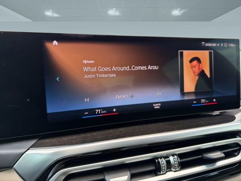 Used 2024 BMW 330i Sedan w/ Premium Package image 22