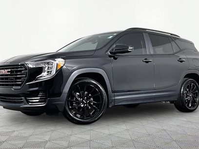 Used 2024 GMC Terrain SLE w/ Driver Convenience Package