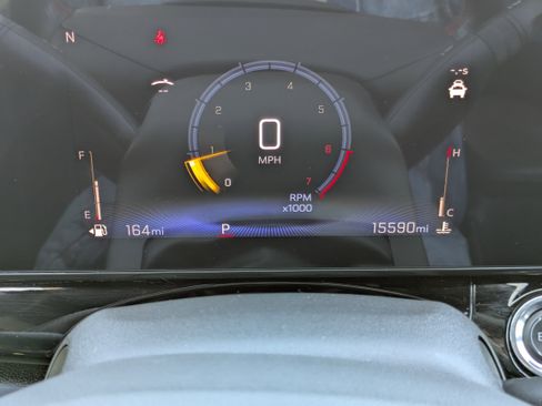 Used 2025 Chevrolet Trax RS w/ Sunroof Package image 21