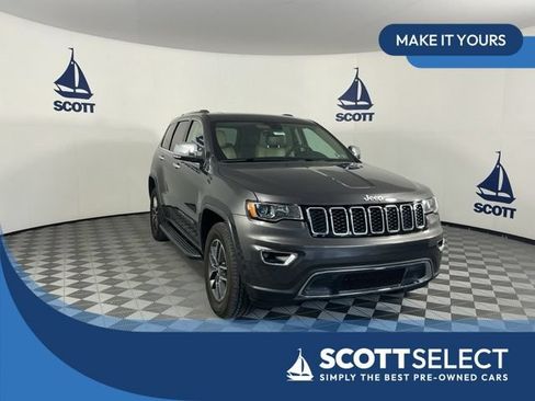 Used 2017 Jeep Grand Cherokee Limited AWD/4WD image 1