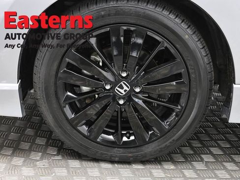 Used 2019 Honda Fit Sport image 31