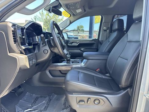 Used 2023 Chevrolet Silverado 1500 LTZ AWD/4WD image 22