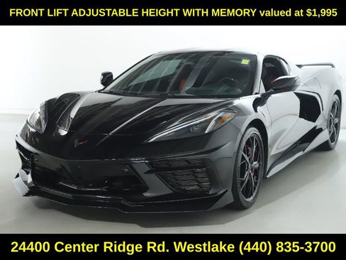 Used 2021 Chevrolet Corvette Stingray Preferred Cpe w/ Z51 Performance Package RWD image 4