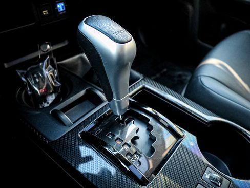 Used 2021 Toyota 4Runner TRD Off-Road Premium image 26