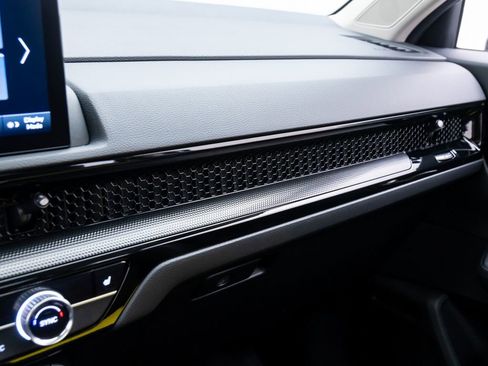 Certified 2025 Honda CR-V EX-L image 30