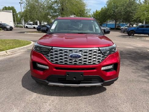 Used 2020 Ford Explorer Platinum w/ Premium Technology Package AWD/4WD image 2