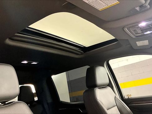 Used 2023 GMC Sierra 1500 SLT RWD image 14