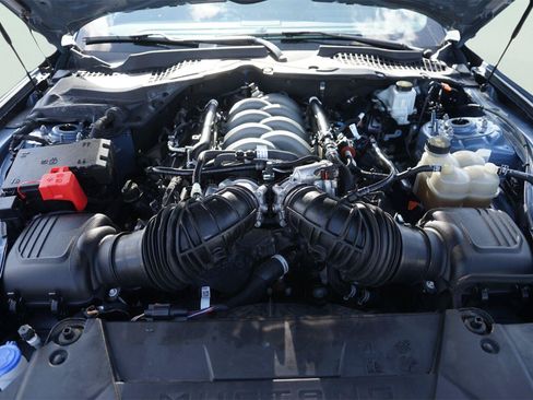 Used 2024 Ford Mustang GT RWD image 27