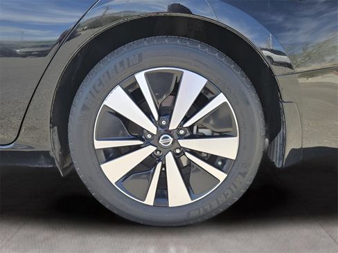 Used 2020 Nissan Altima 2.5 SV image 21