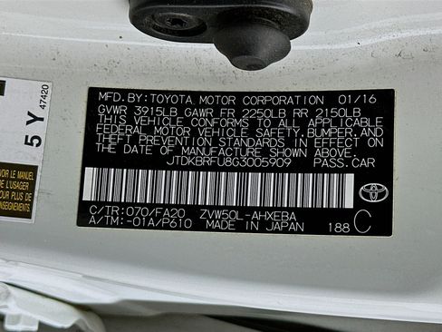 Used 2016 Toyota Prius Two FWD image 12