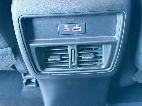 Used 2020 Nissan Murano SV image 19