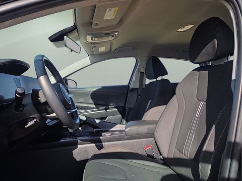 Used 2023 Hyundai Elantra SEL w/ Convenience Package image 24