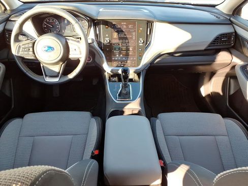 Used 2025 Subaru Outback Premium image 12