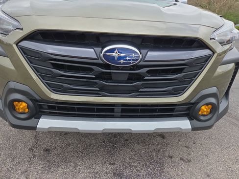 Used 2025 Subaru Outback Touring XT AWD/4WD image 6