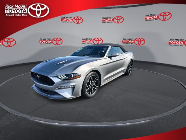 Used 2021 Ford Mustang Premium RWD image 4