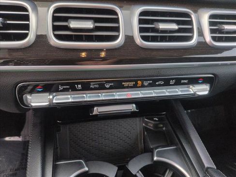 Used 2024 Mercedes-Benz GLE 350 4MATIC w/ 3rd Row Seat Package image 15